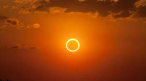 Terminó el eclipse solar anular: así se vio el “Anillo de Fuego”