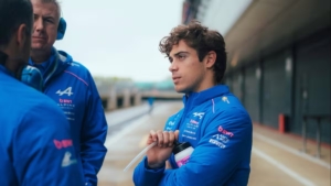 Antes de su exhibición, Franco Colapinto salió a manejar y sorprendió en la ciudad