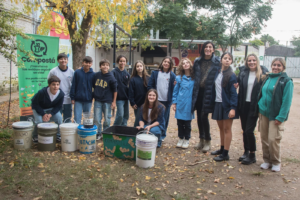 El programa municipal “Compostá” amplía su presencia en las aulas de la capital