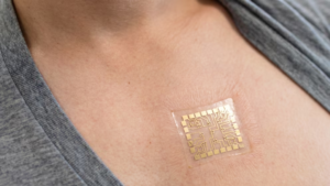 Tecnología y salud: crean un parche cutáneo capaz de identificar urgencias en milisegundos