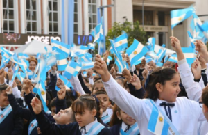 Promesa de Lealtad a la Bandera: habrá cortes de tránsito alrededor de Plaza Independencia