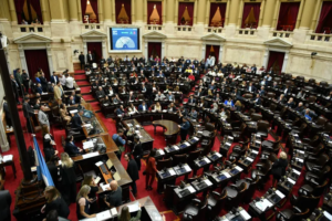 El Congreso entra en pausa y el Gobierno reorganiza sus prioridades legislativas