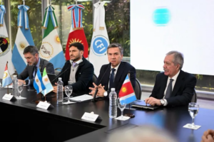 Entre leyes y elecciones: Milei busca consolidar su sintonía con los gobernadores