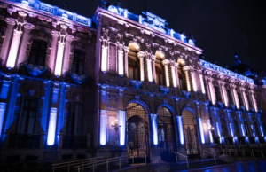 Completaron la renovación de luminarias de Casa de Gobierno