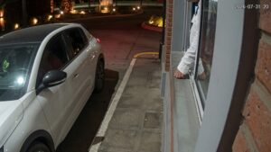 Yerba Buena: vecinos de un barrio privado evitaron un presunto asalto a la casa del empresario Roberto Sagra