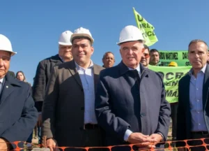 Jaldo supervisará este lunes el avance de las obras del Procrear Tucumán
