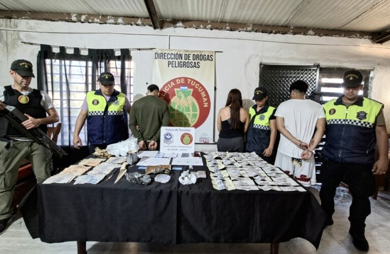Narcomenudeo en Lules: secuestran cocaína para más de 1.000 dosis, un arma de fuego y demoran a tres personas
