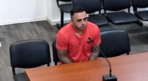De vuelta a una celda común: revocaron la prisión domiciliaria a “Chuky” Casanova tras ser procesado por 50 kilos de cocaína