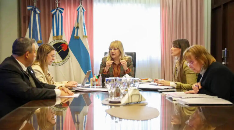 Tras los anegamientos en San Miguel de Tucumán, Chahla advierte sobre el impacto de la basura urbana en los canales