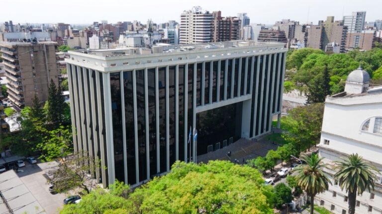Alivio financiero en la mira: la Legislatura tucumana analiza planes para asistir a más de 257.000 deudores morosos