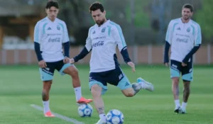 Último entrenamiento de la era dorada: emoción, familiares y clima de despedida para Lionel Messi en Ezeiza