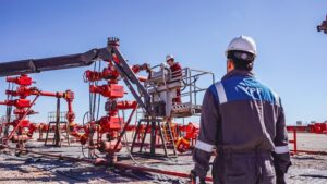 Vaca Muerta necesitará sumar hasta 43.000 trabajadores y apunta al talento argentino radicado en el exterior