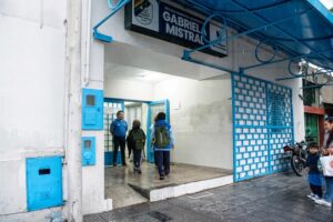 Autorizan la compra de la Escuela Gabriela Mistral por hasta $800 millones: las condiciones impuestas